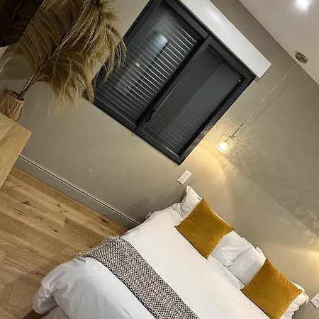 De Standing - Panate Apartment